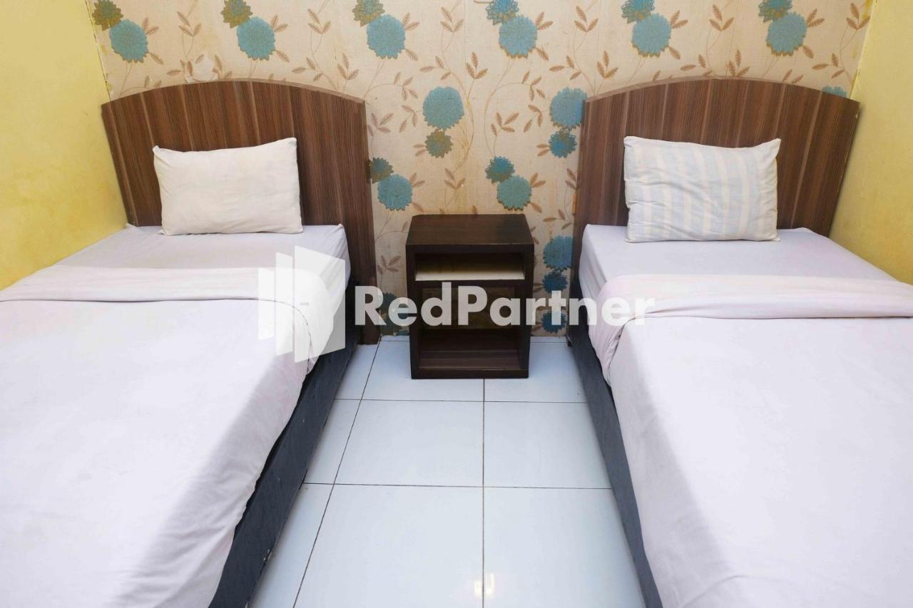 Hotel Permata Makassar Mitra Reddoorz Balangberu المظهر الخارجي الصورة