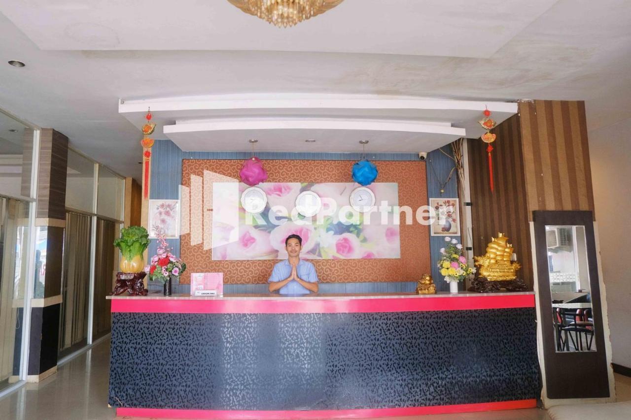 Hotel Permata Makassar Mitra Reddoorz Balangberu المظهر الخارجي الصورة